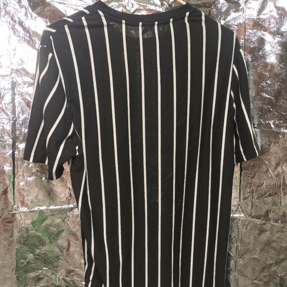 Black striped t-shirt SHEIN - Picture 2 of 3